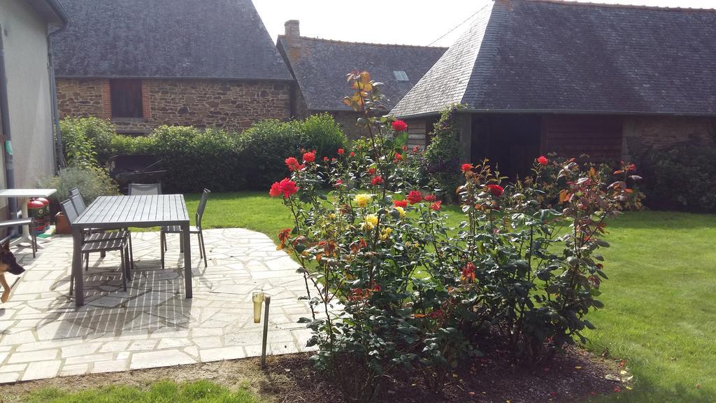 Chambres D'Hotes La Pinderie Val-Couesnon Exterior photo