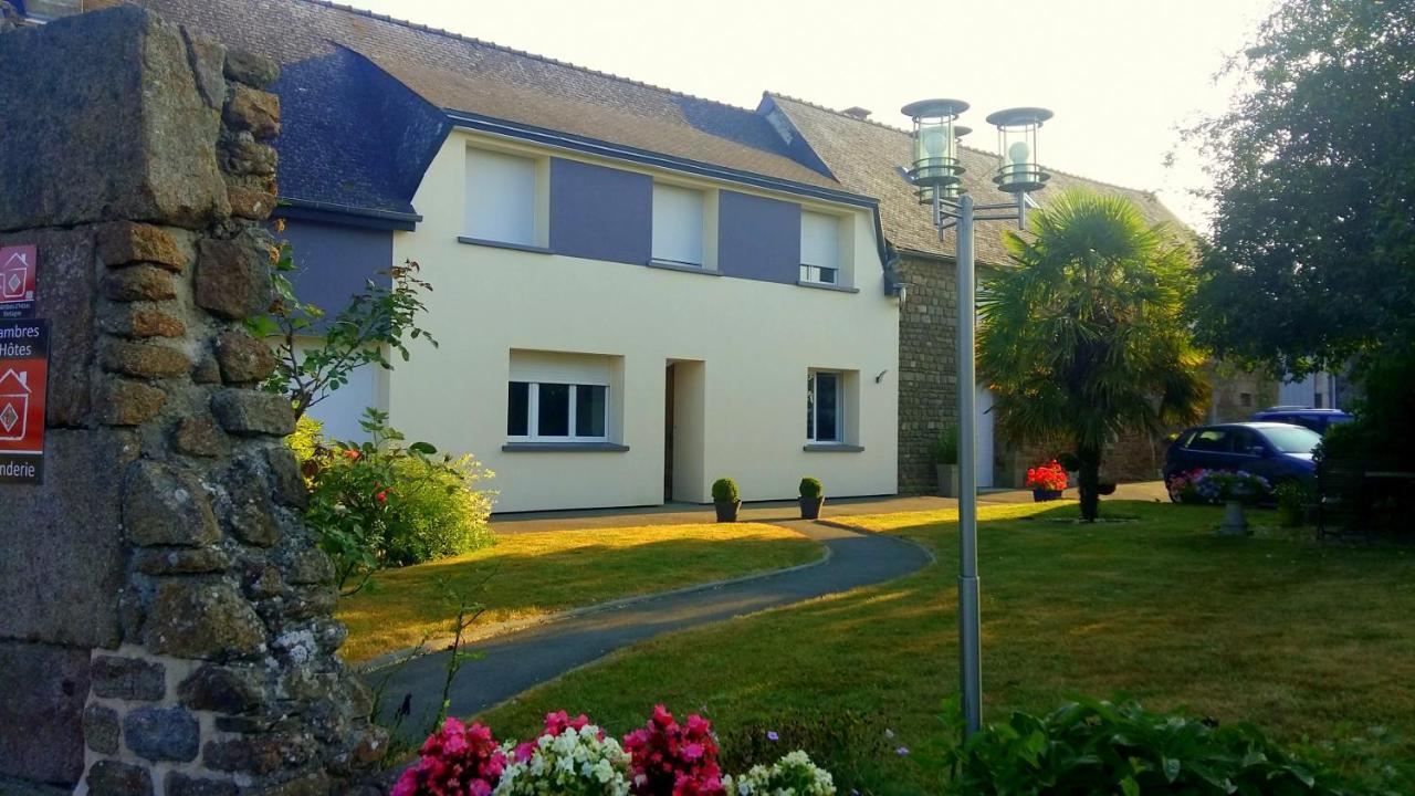 Chambres D'Hotes La Pinderie Val-Couesnon Exterior photo